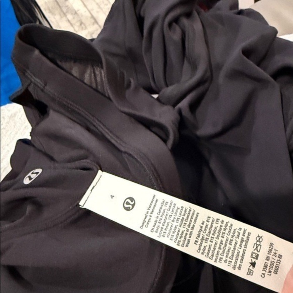 Lululemon‎ Align Bodysuit 25" Black size 4 NWT 🖤 - Picture 5 of 5